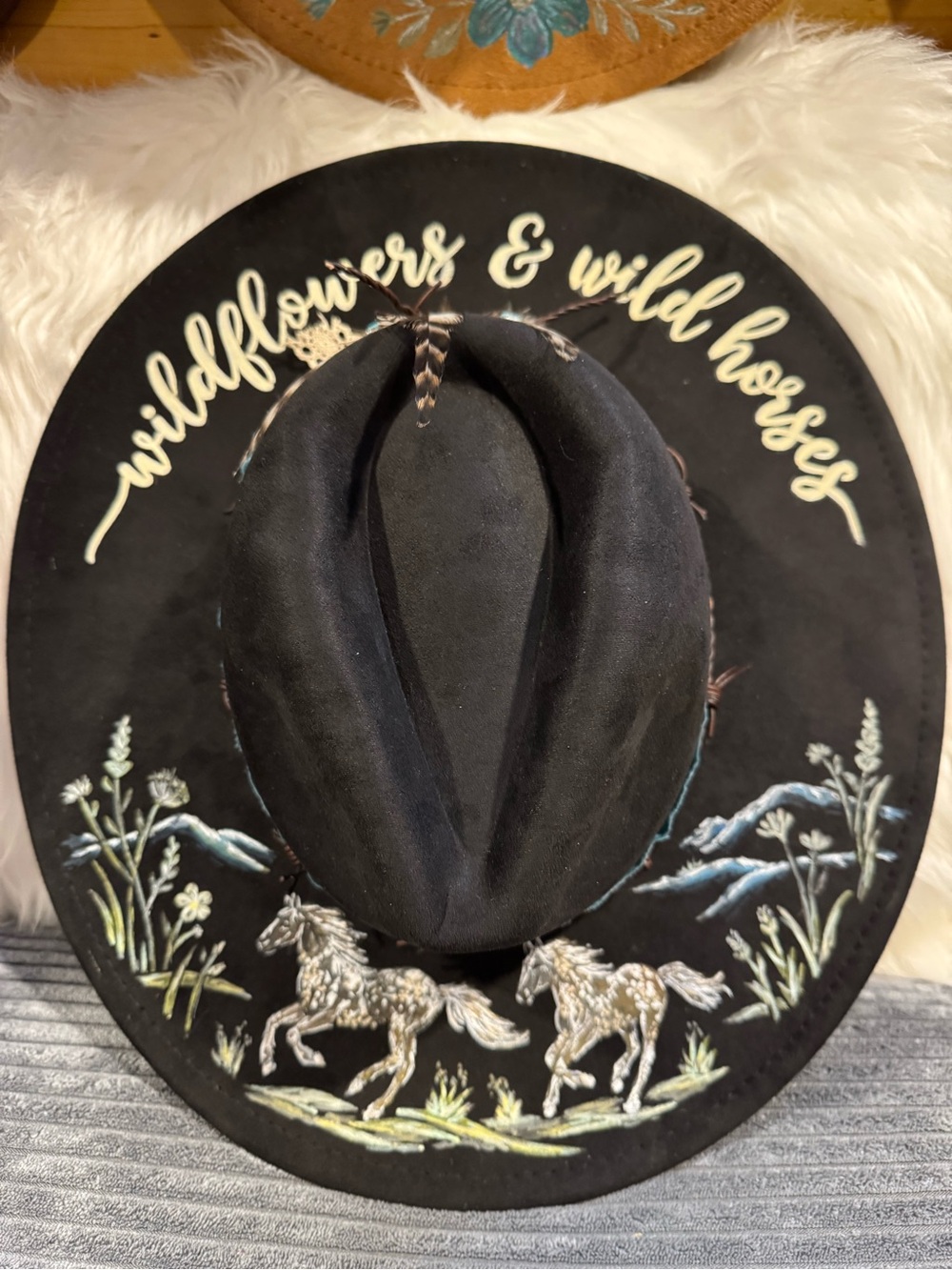 WILD FLOWERS HAT